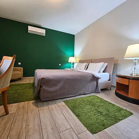 Male Stepenice Pensión