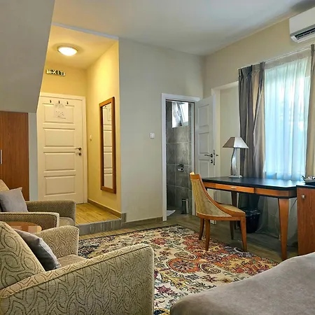 Male Stepenice 4* Belgrád