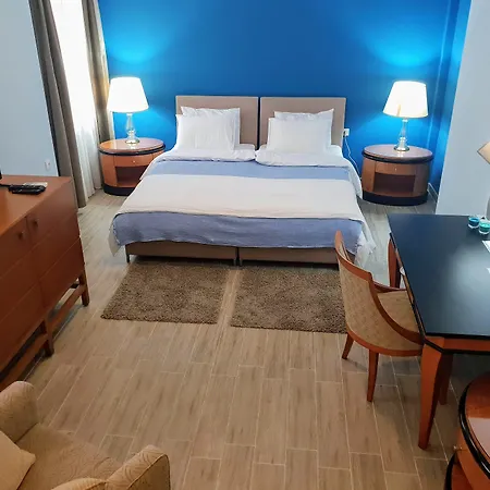 Male Stepenice 4* Βελιγράδι