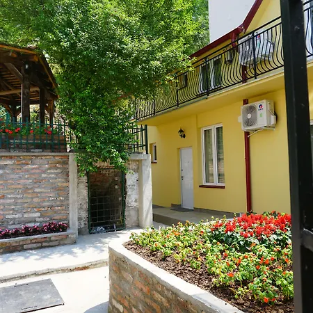 Guest house Male Stepenice Belgrade